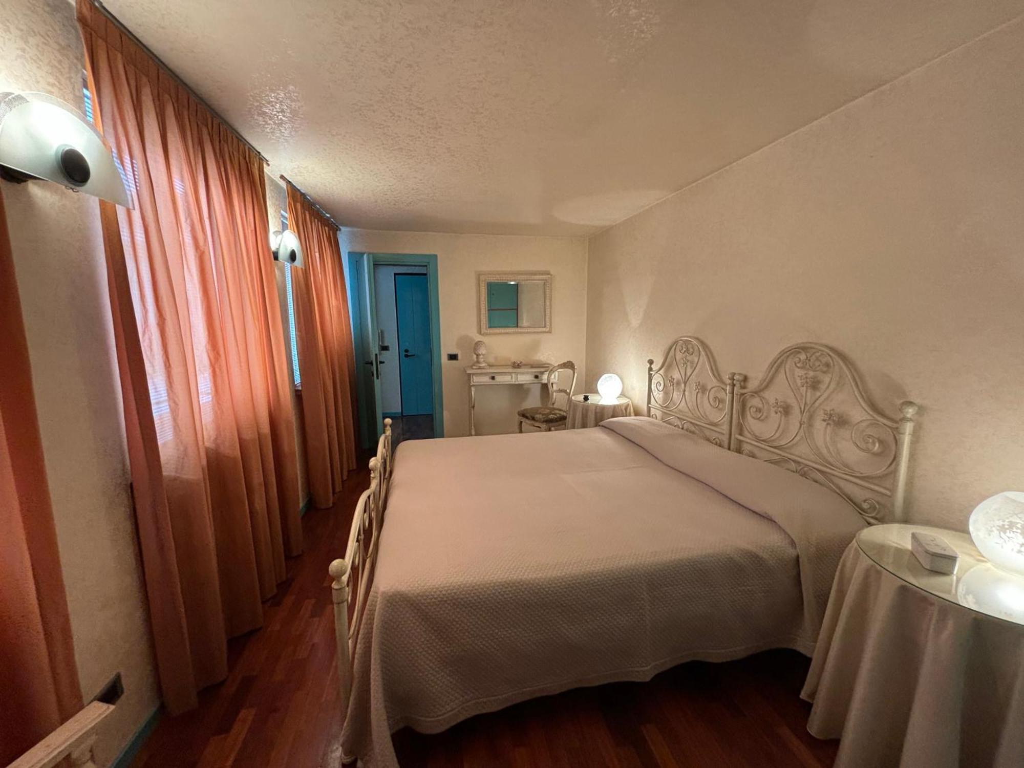 Bed and Breakfast Attico Di Charme à Vérone Extérieur photo